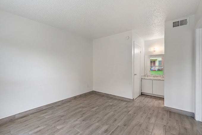 Bedroom2