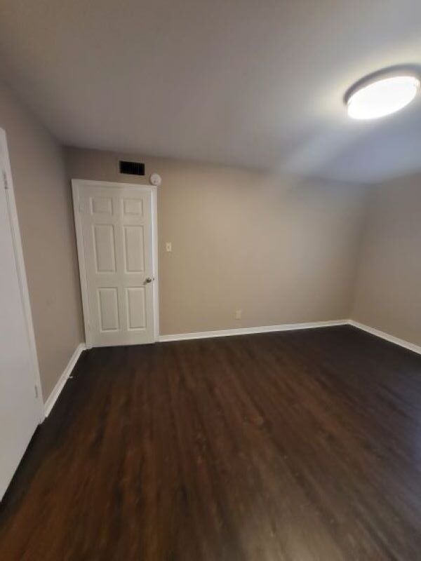 the-oaks-at-mcfaddin-beaumont-tx-building-photo (3)